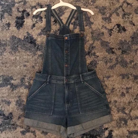 Hollister Overall Shorts - Picture 1 of 2
